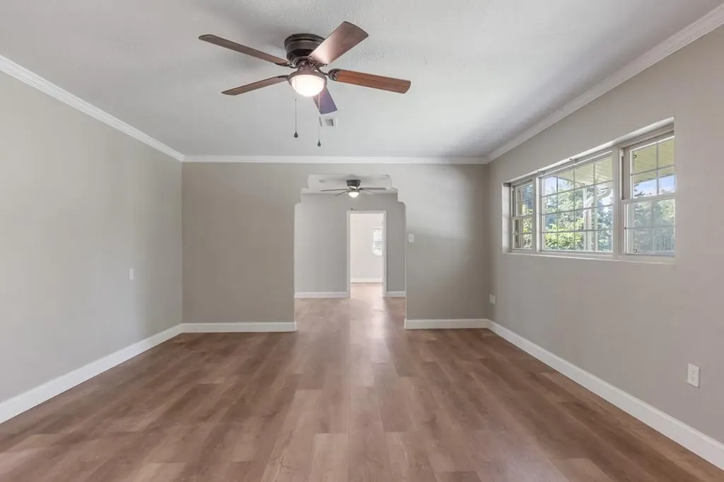 11158 N Highway 70 Crossville TN 38571