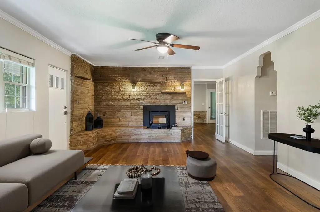 11158 N Highway 70 Crossville TN 38571