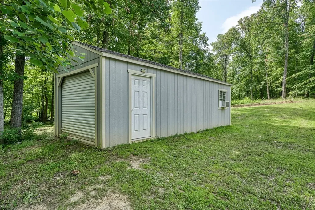 1901 Rickman Road Livingston TN 38570