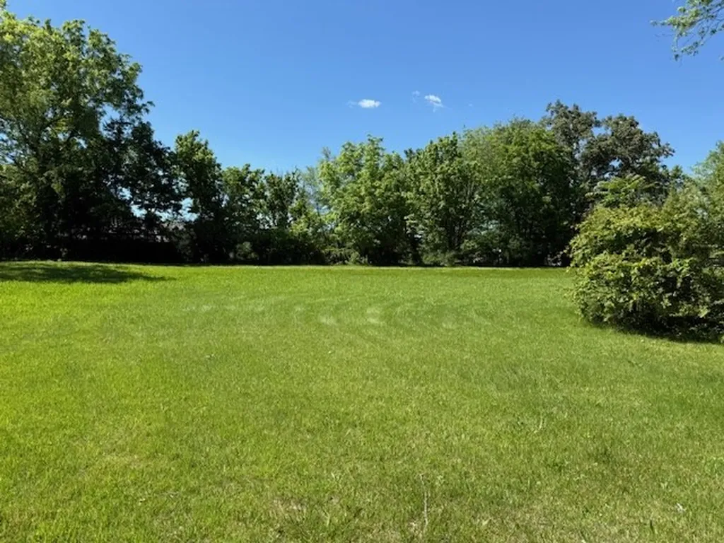 214 5th Avenue S Baxter TN 38544-5159