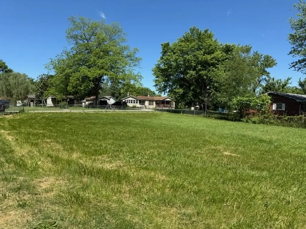 214 5th Avenue S Baxter TN 38544-5159