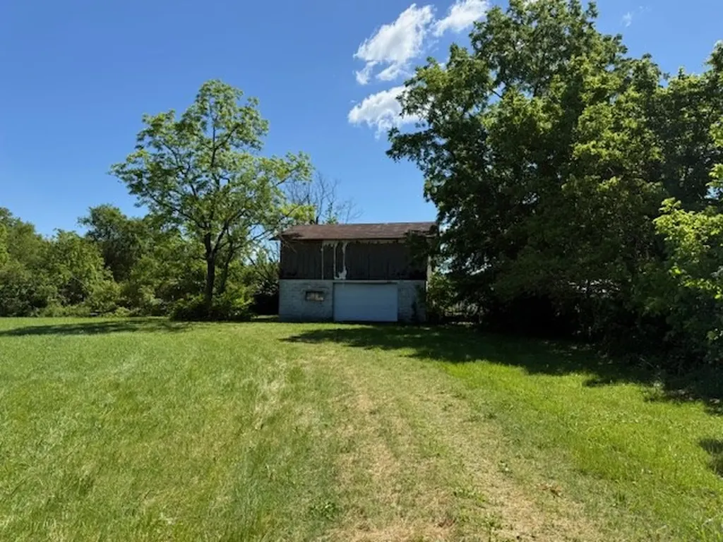 214 5th Avenue S Baxter TN 38544-5159