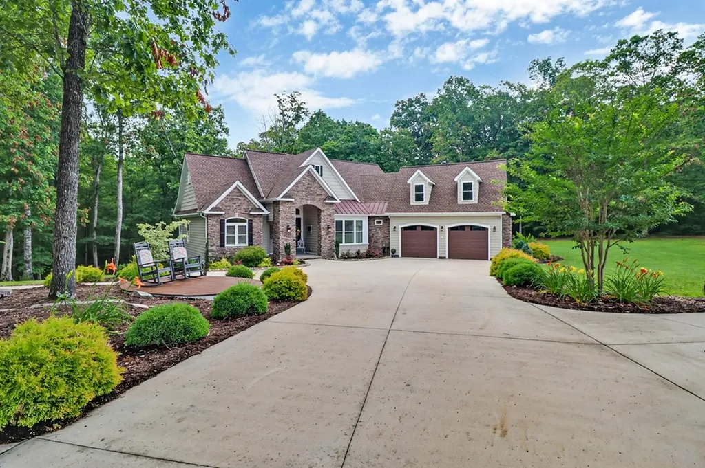 265 Falling Leaf Road Jamestown TN 38556