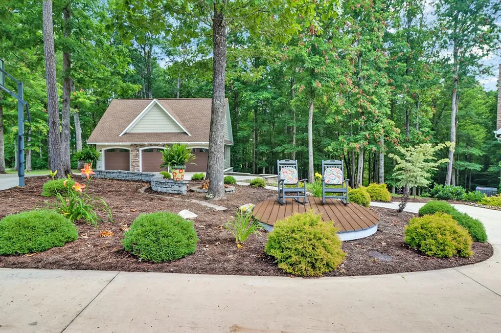 265 Falling Leaf Road Jamestown TN 38556