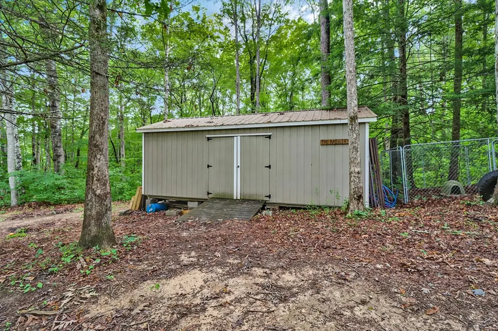 265 Falling Leaf Road Jamestown TN 38556