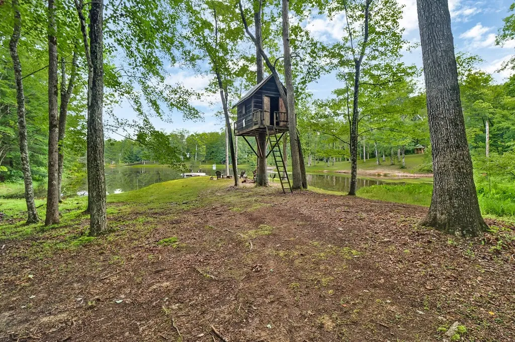 265 Falling Leaf Road Jamestown TN 38556