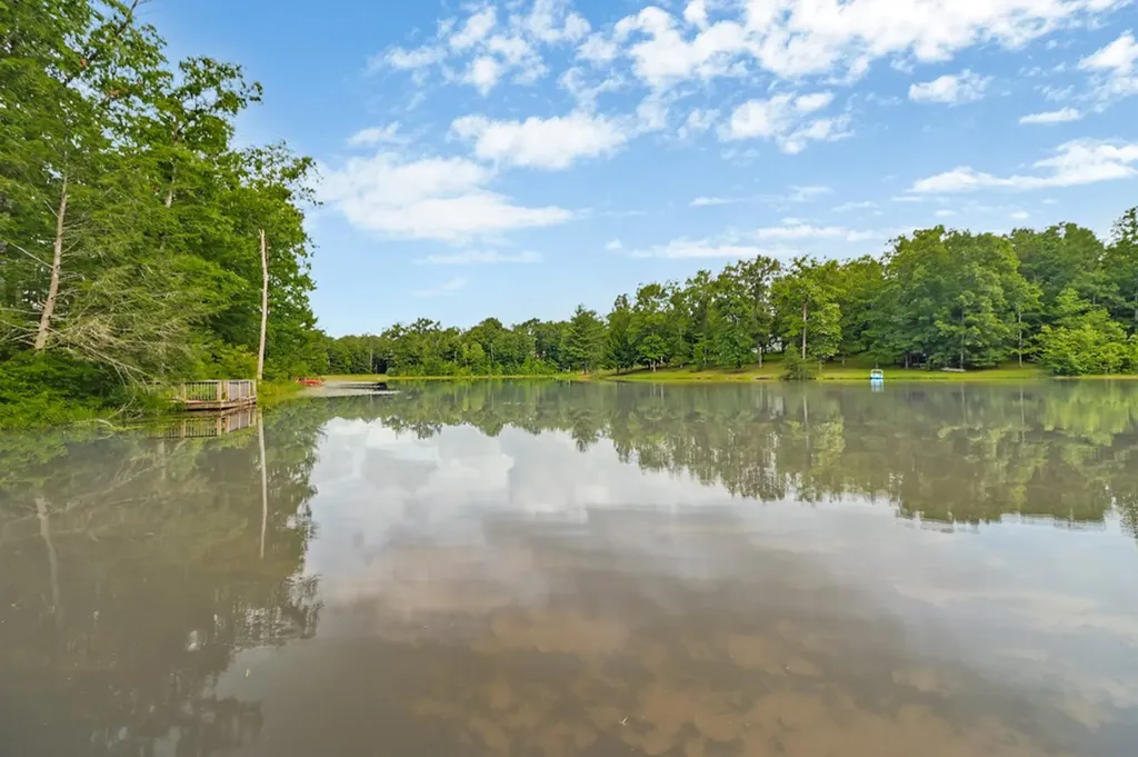 265 Falling Leaf Road Jamestown TN 38556