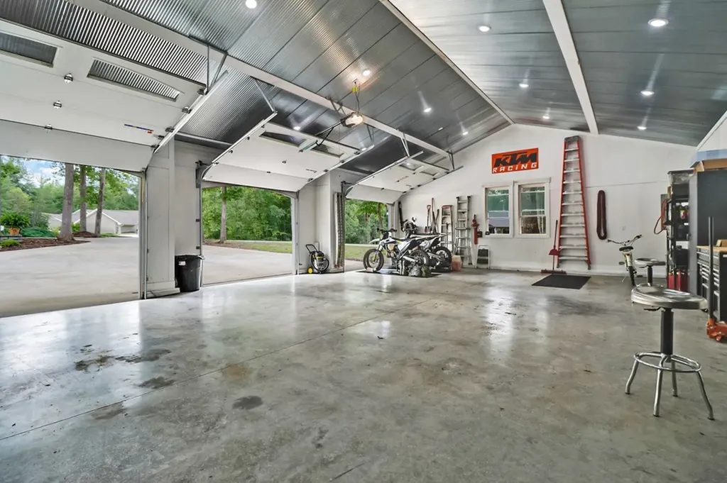 265 Falling Leaf Road Jamestown TN 38556