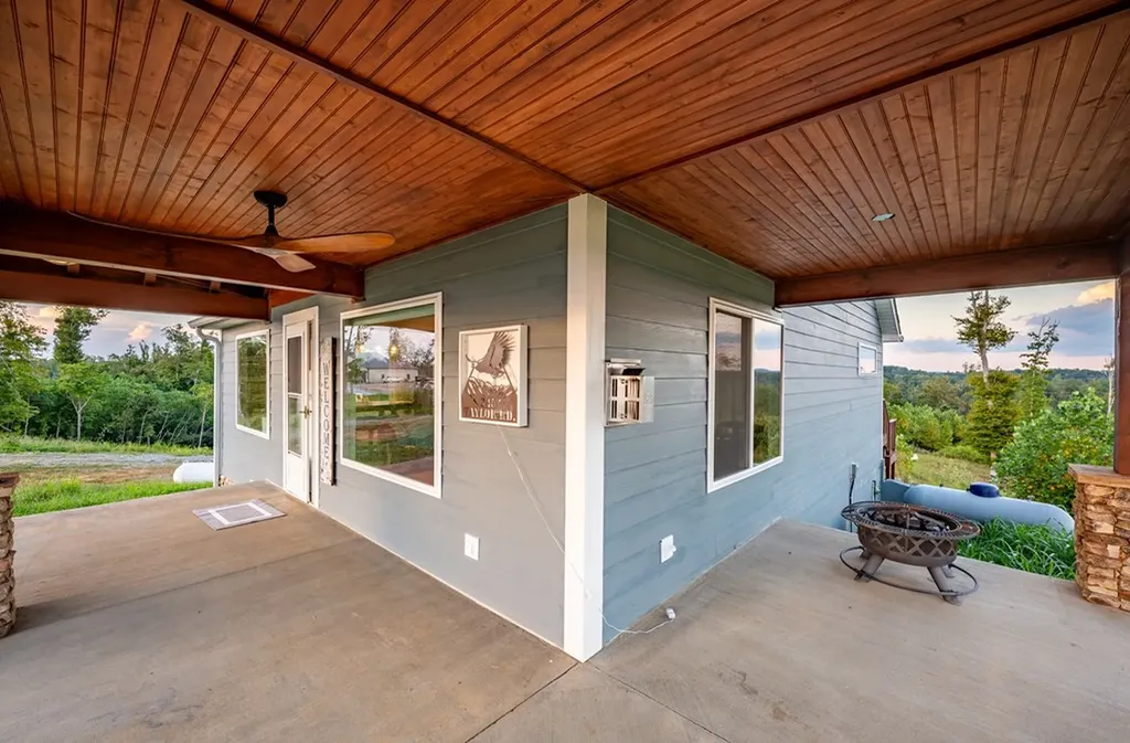 345 Taylor Road Byrdstown TN 38549