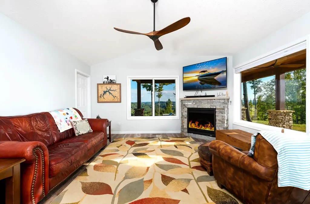 345 Taylor Road Byrdstown TN 38549