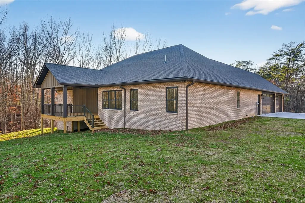 138 Magnolia Lane Crossville TN 38555