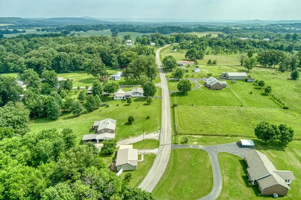 1516 Golden Mountain Road Sparta TN 38583-1156