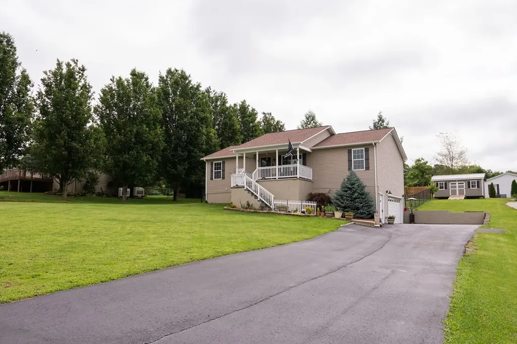 134 Bradford Drive Sparta TN 38583