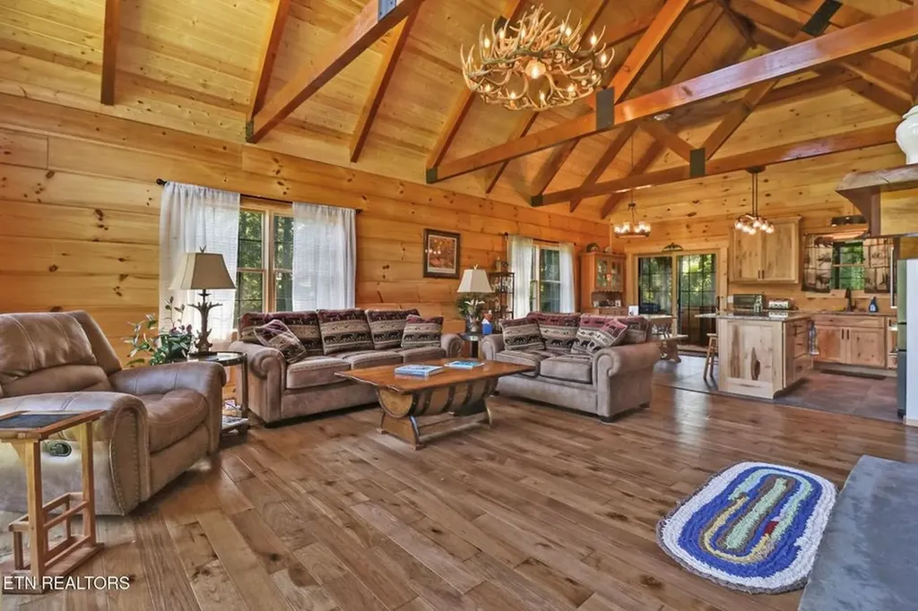 299 Anderson Tinch Avenue Jamestown TN 38556