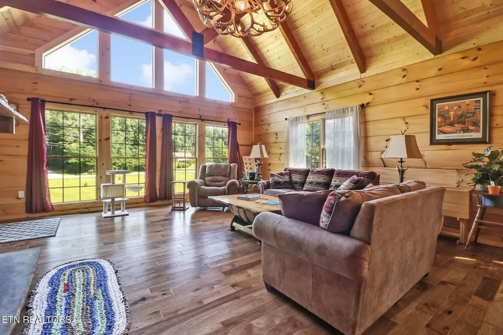 299 Anderson Tinch Avenue Jamestown TN 38556