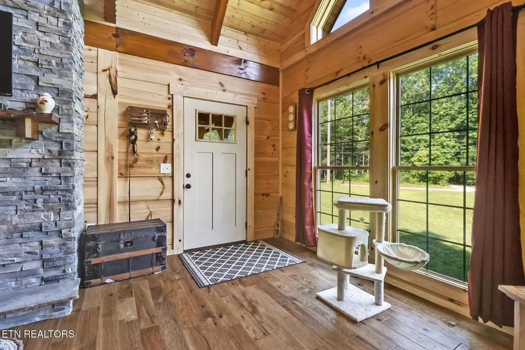 299 Anderson Tinch Avenue Jamestown TN 38556