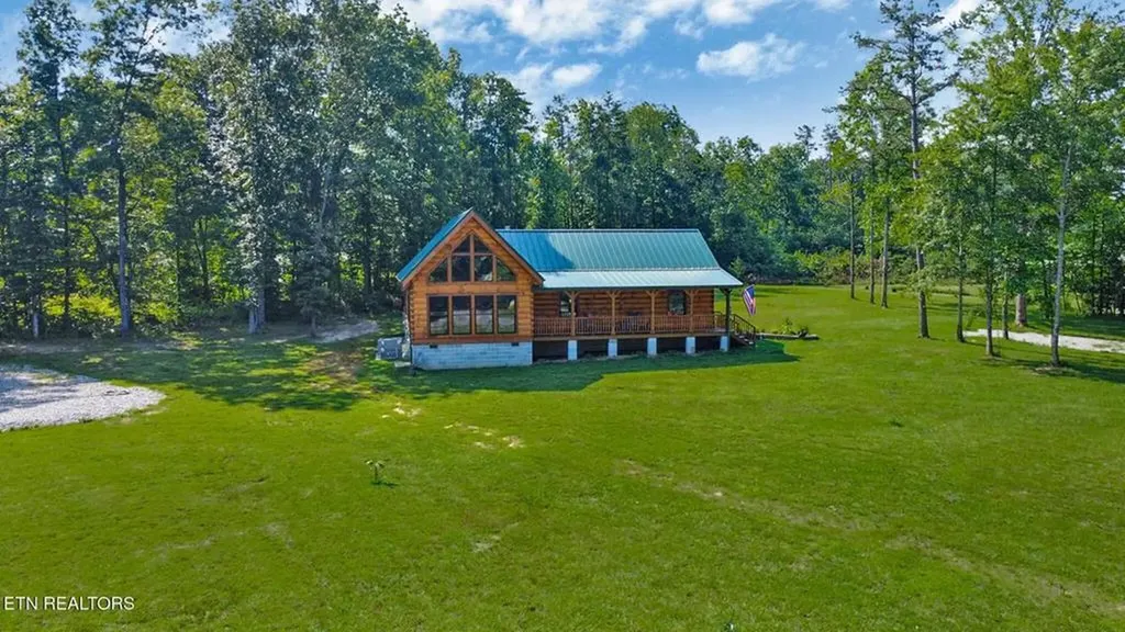 299 Anderson Tinch Avenue Jamestown TN 38556