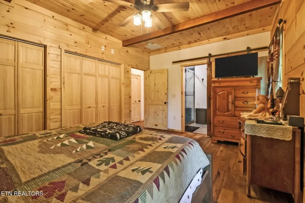 299 Anderson Tinch Avenue Jamestown TN 38556