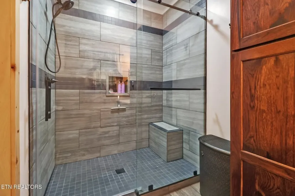 299 Anderson Tinch Avenue Jamestown TN 38556