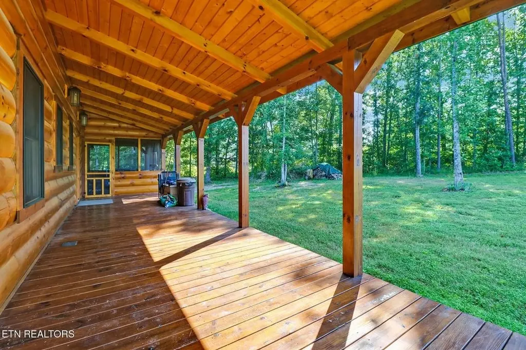 299 Anderson Tinch Avenue Jamestown TN 38556