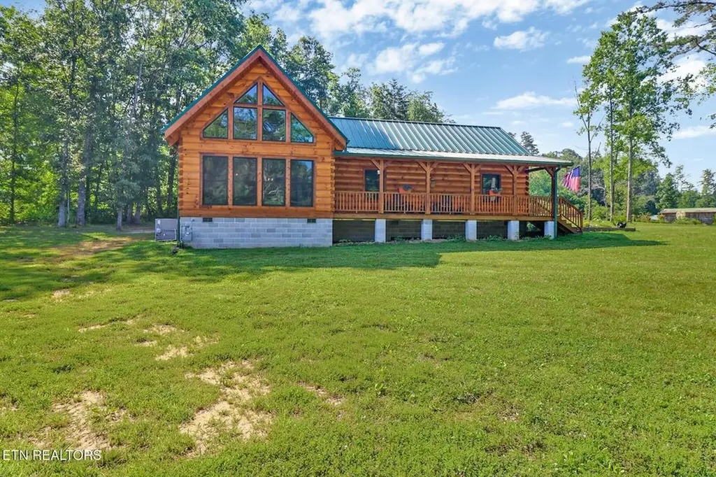 299 Anderson Tinch Avenue Jamestown TN 38556