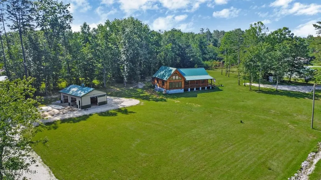 299 Anderson Tinch Avenue Jamestown TN 38556