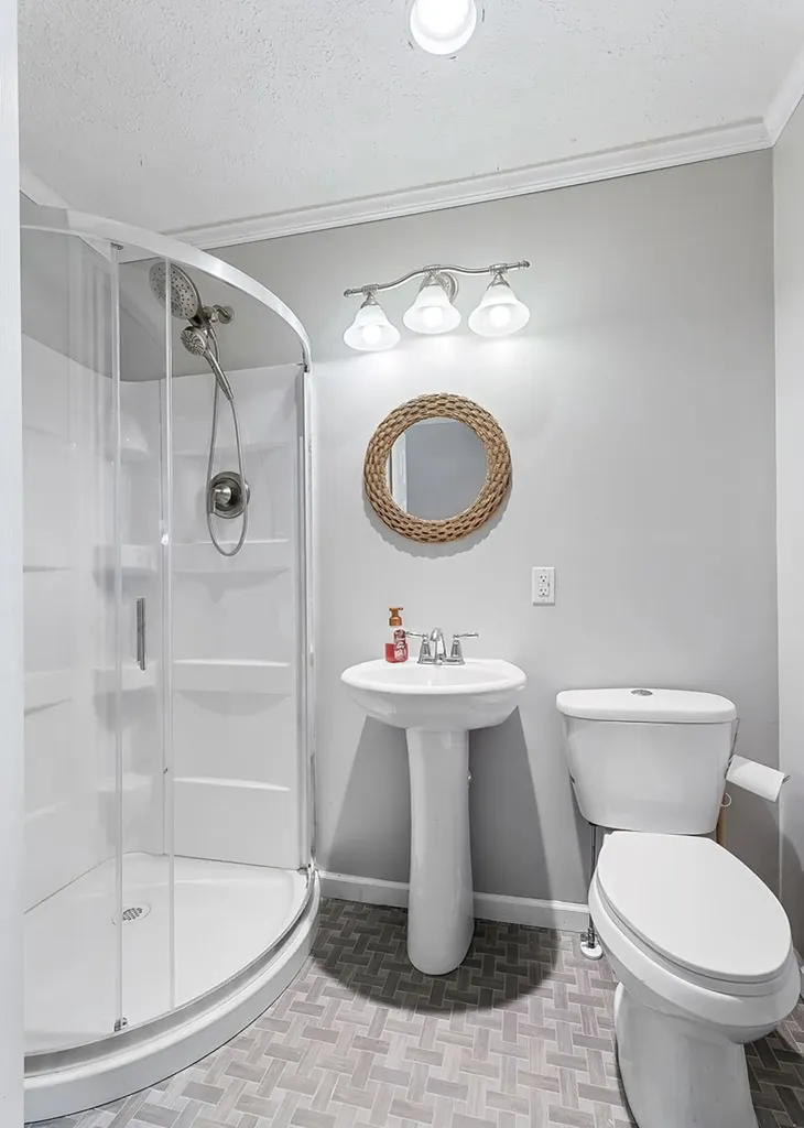 216 Oakley Allons Road Allons TN 38541