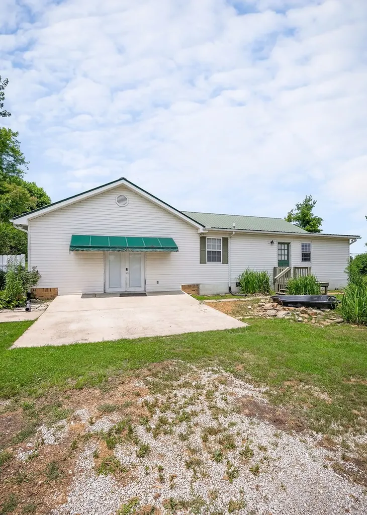 216 Oakley Allons Road Allons TN 38541