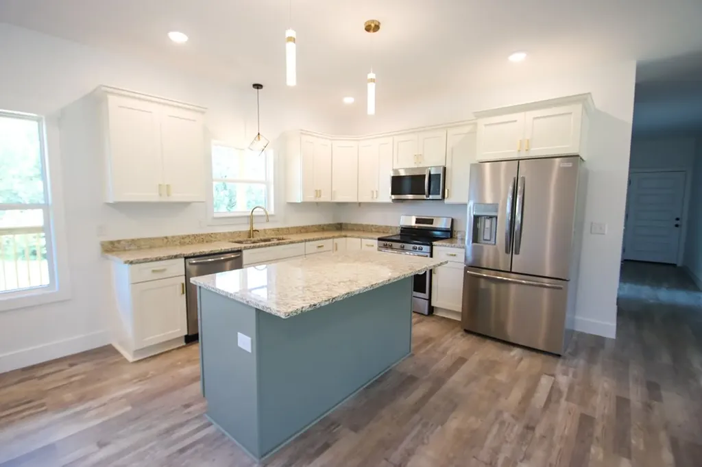 14165 Old Kentucky Road Walling TN 38587