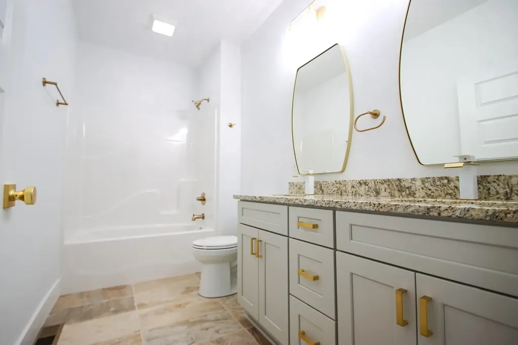 14165 Old Kentucky Road Walling TN 38587