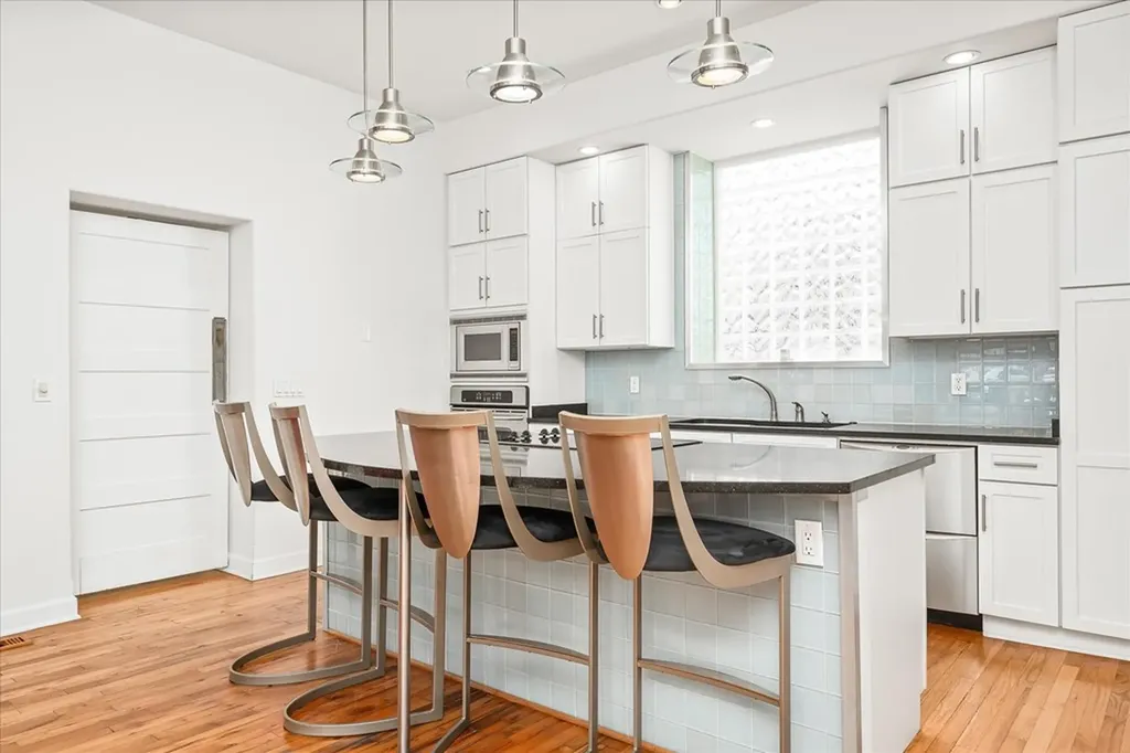 31 W Fifth Street Crossville TN 38555