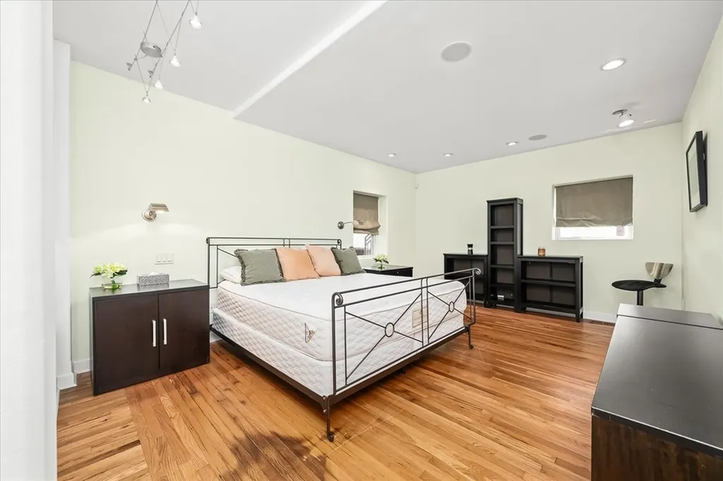 31 W Fifth Street Crossville TN 38555