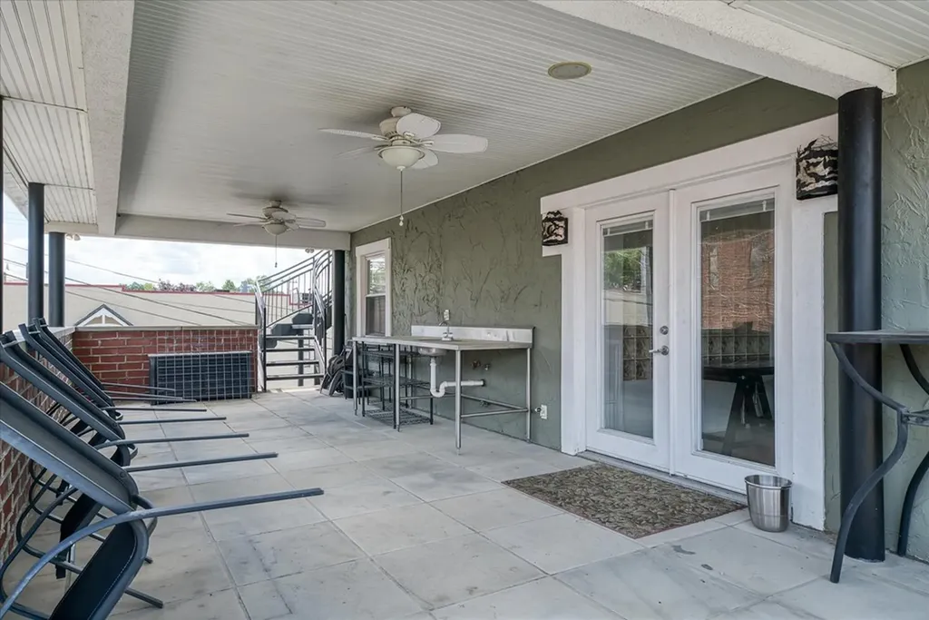 31 W Fifth Street Crossville TN 38555