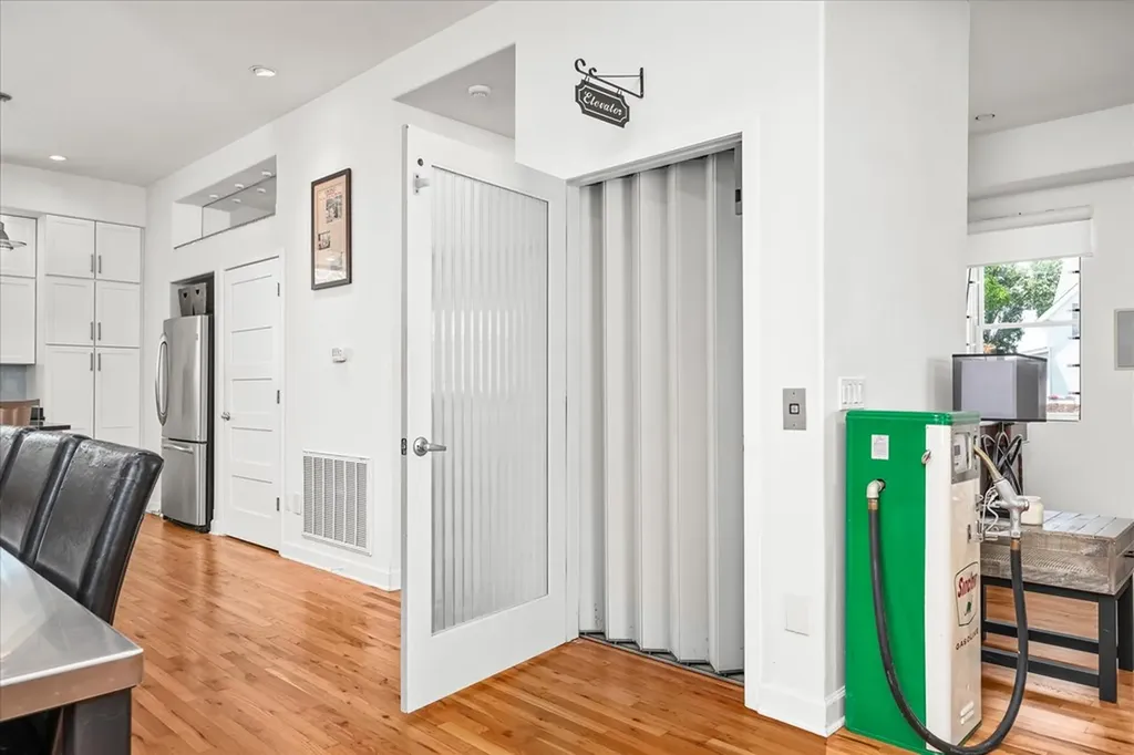 31 W Fifth Street Crossville TN 38555