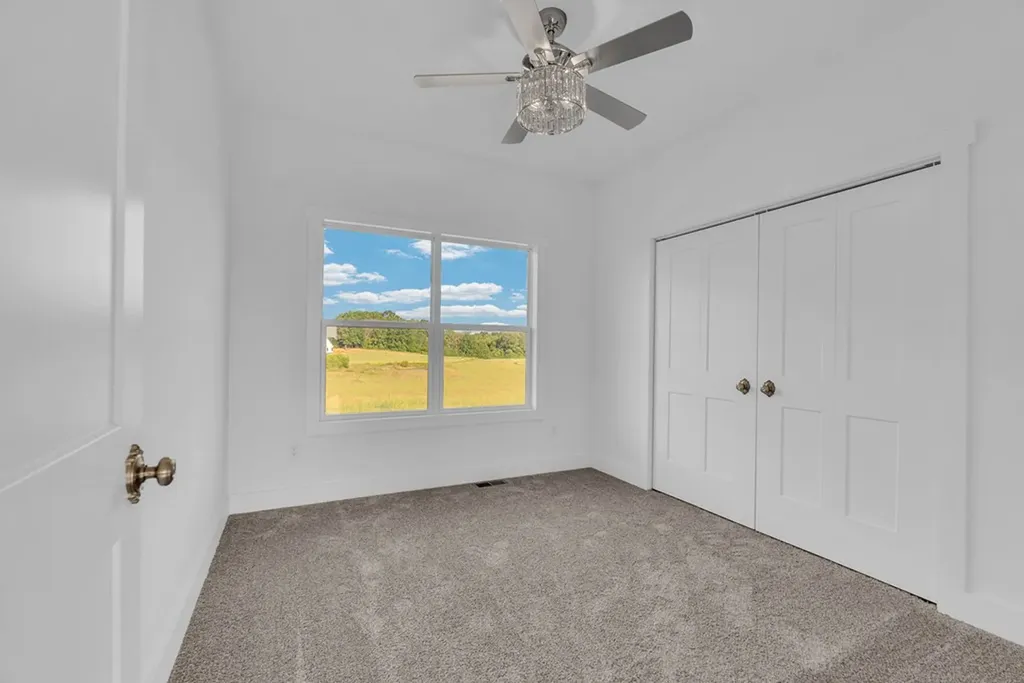 14181 Old Kentucky Road Walling TN 38587