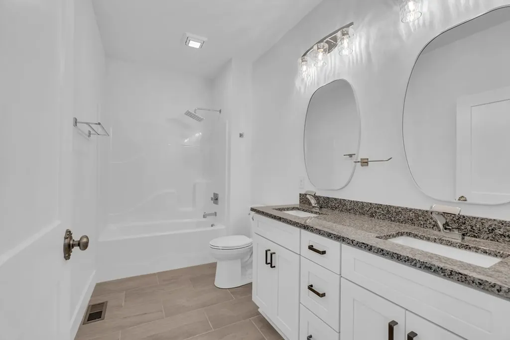 14181 Old Kentucky Road Walling TN 38587