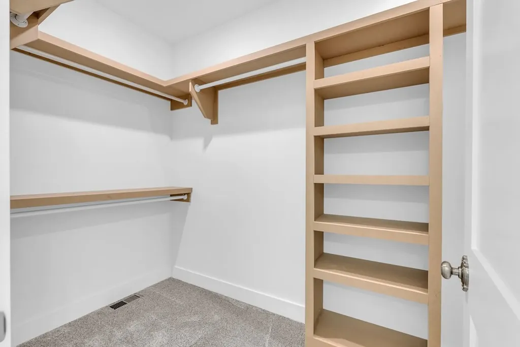 14181 Old Kentucky Road Walling TN 38587