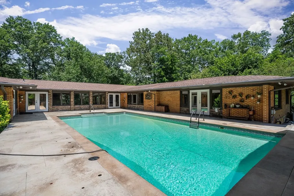 727 Timber Lane Cookeville TN 38501