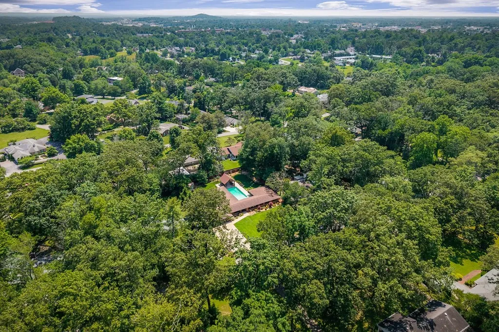 727 Timber Lane Cookeville TN 38501