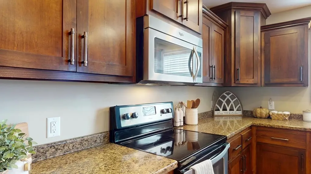 960 West Cemetery Road Cookeville TN 38506-5821