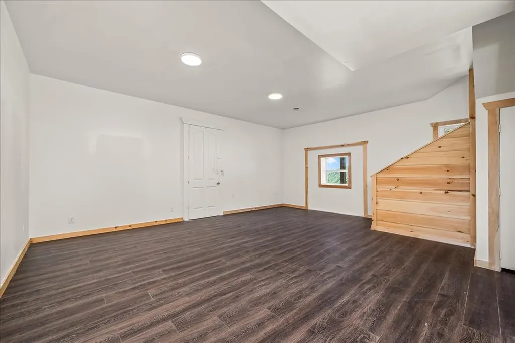 7040 Fallen Timer Lane Crawford TN 38554