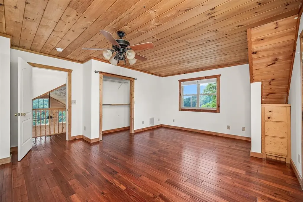 7040 Fallen Timer Lane Crawford TN 38554