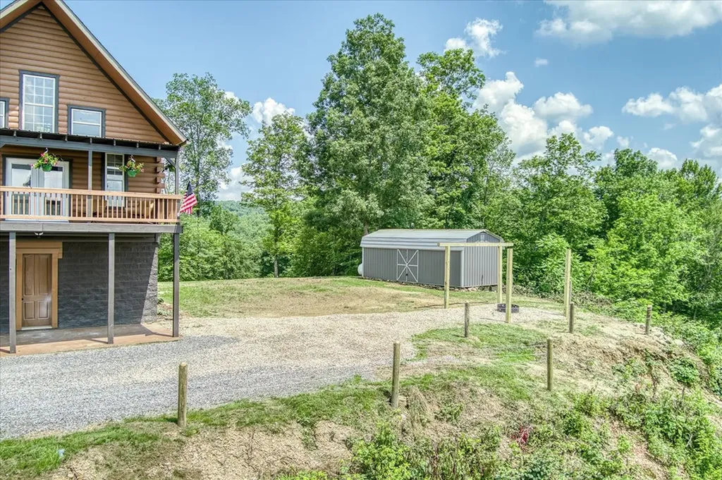 7040 Fallen Timer Lane Crawford TN 38554