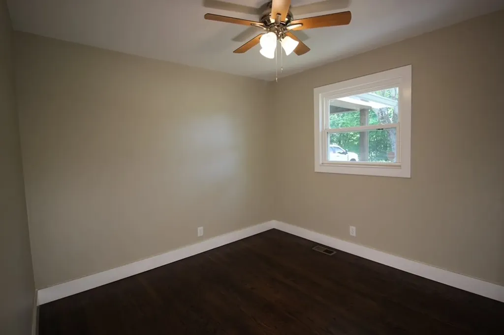 762 Austin Bottom Road Baxter TN 38544