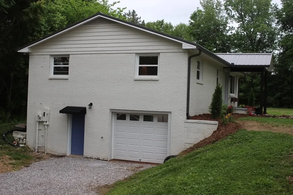 762 Austin Bottom Road Baxter TN 38544