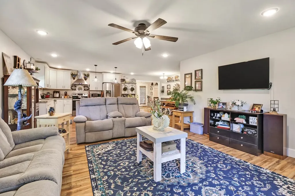 1401 Pennsylvania Avenue Jamestown TN 38556