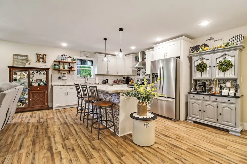 1401 Pennsylvania Avenue Jamestown TN 38556