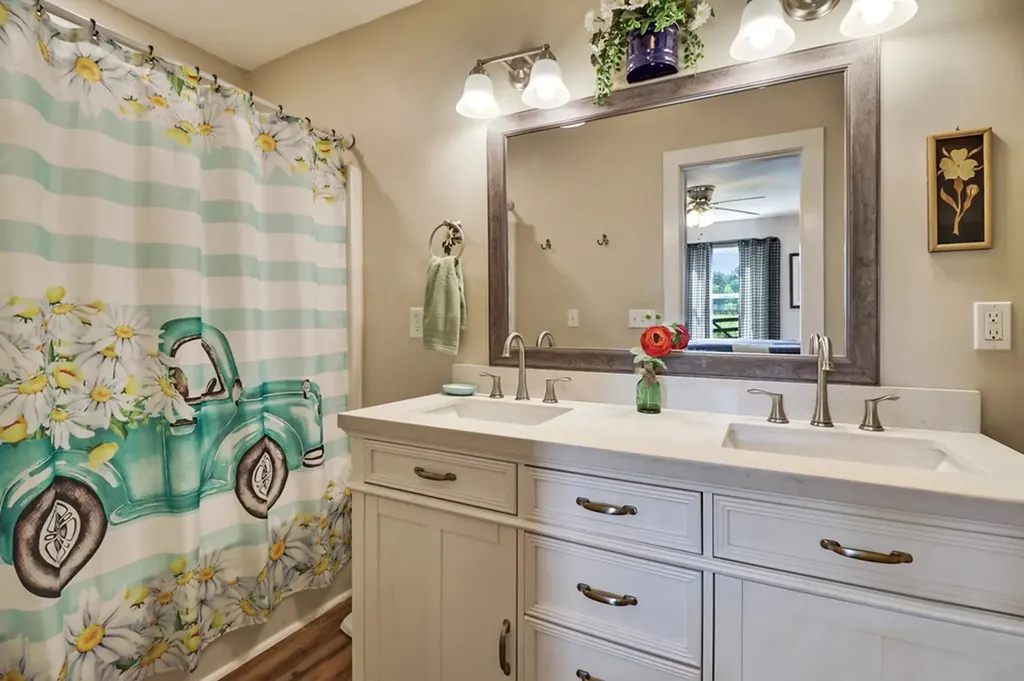 1401 Pennsylvania Avenue Jamestown TN 38556