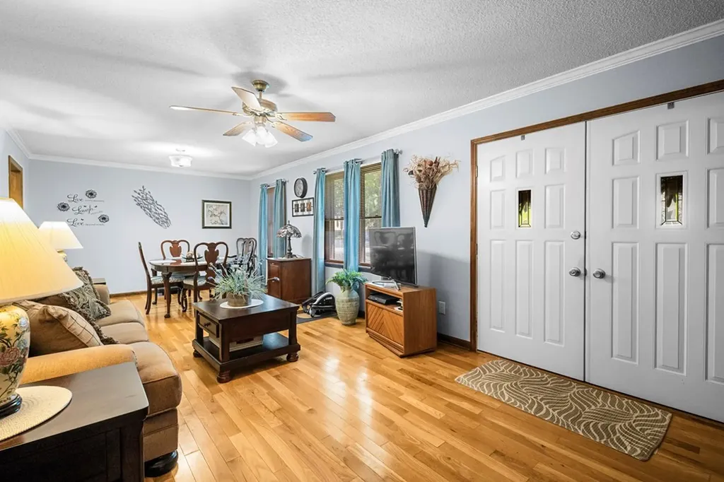 122 Glenwood Crossville TN 38558