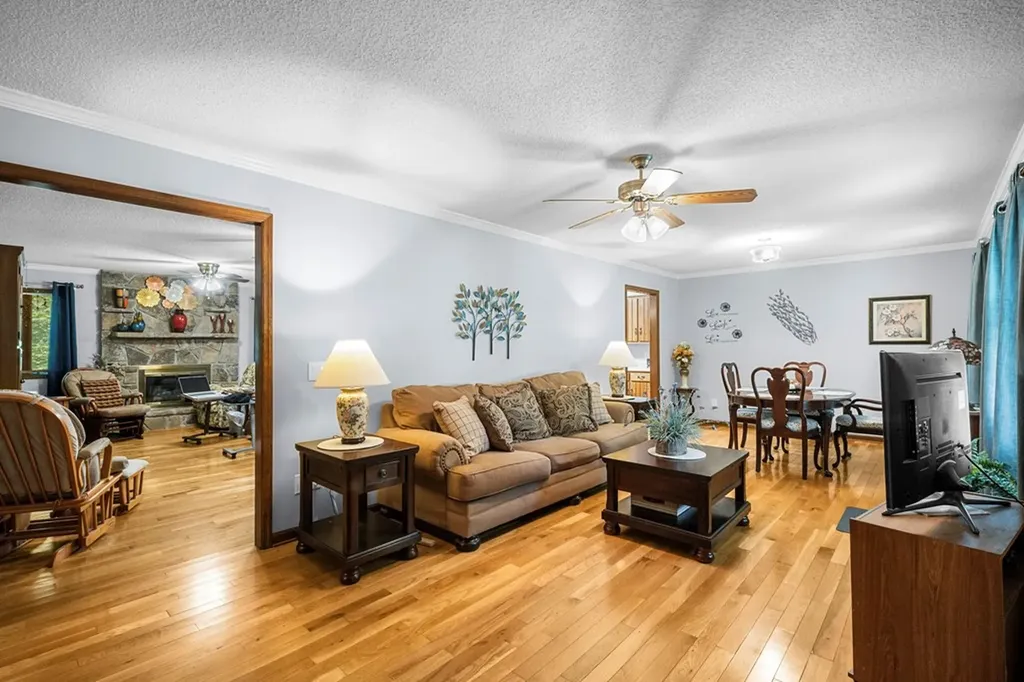 122 Glenwood Crossville TN 38558